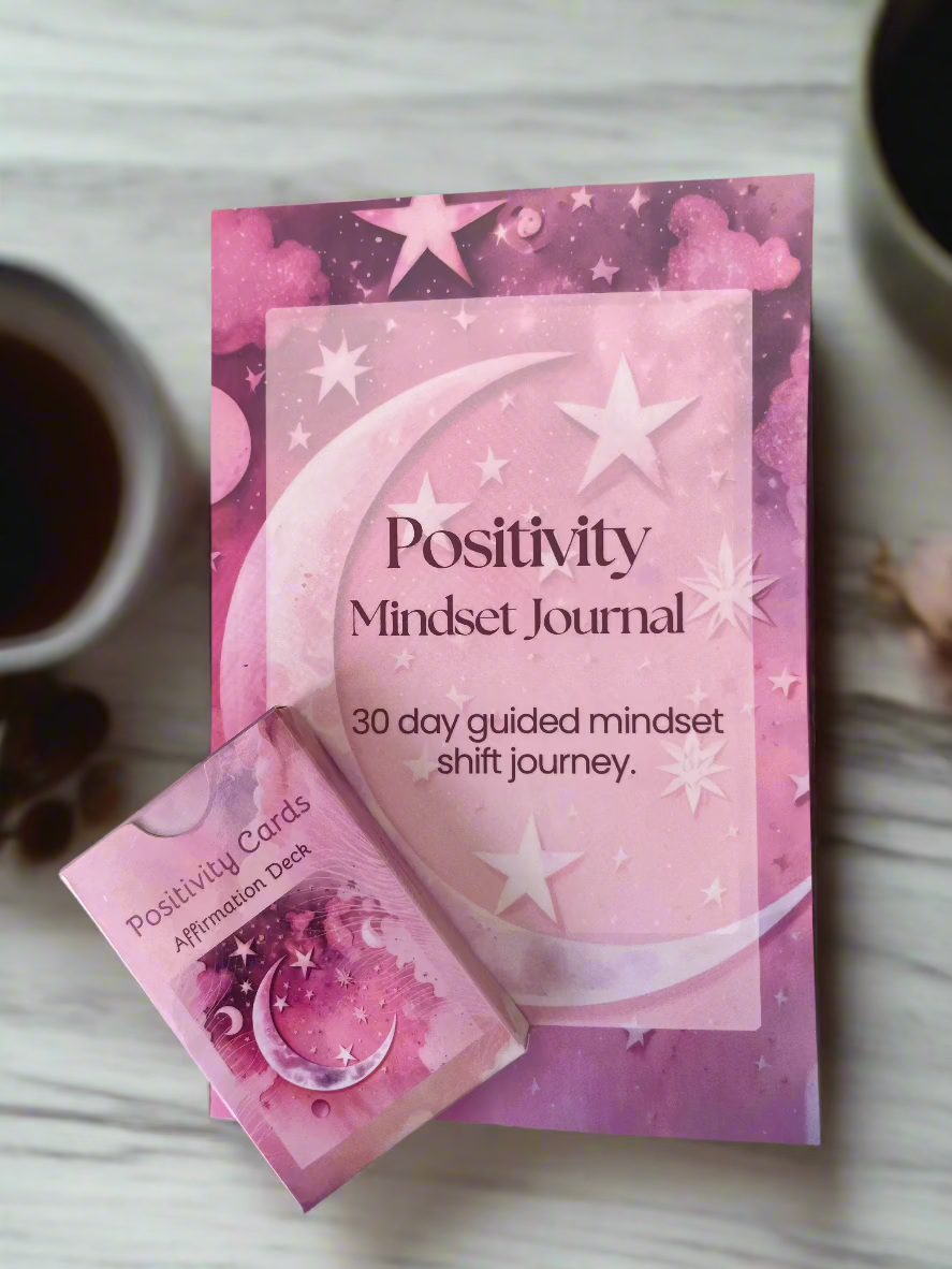 Positivity affirmations gift set including a set of 30 cards and 30 day positive mindset journal