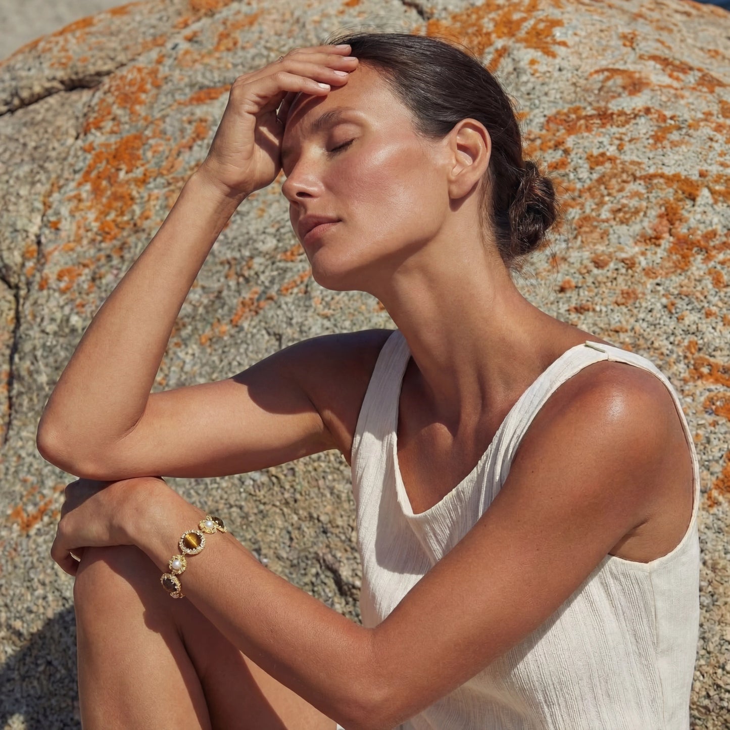 Tiger's Eye Pearl Wisdom Bracelet