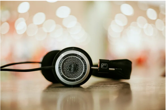 Daily Audio Session with light language, personal to you, 10-15 mins duration for ease of listening every day..